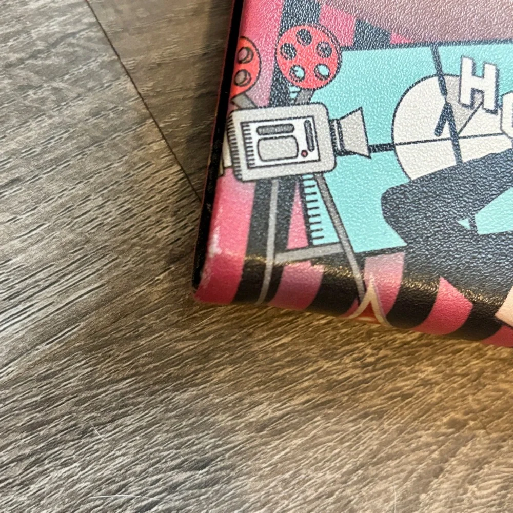 Nicole Lee Hollywood Foldable Glasses Case